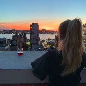 Meet your Posher, Alexandra